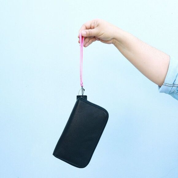 Marc by Marc Jacobs Pebble Leather Long Wallet Black Pink Unisex - Picture 2 of 14